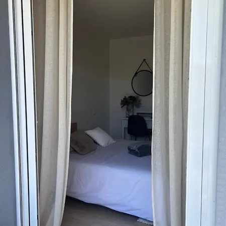 Habitación en casa particular By Kastella