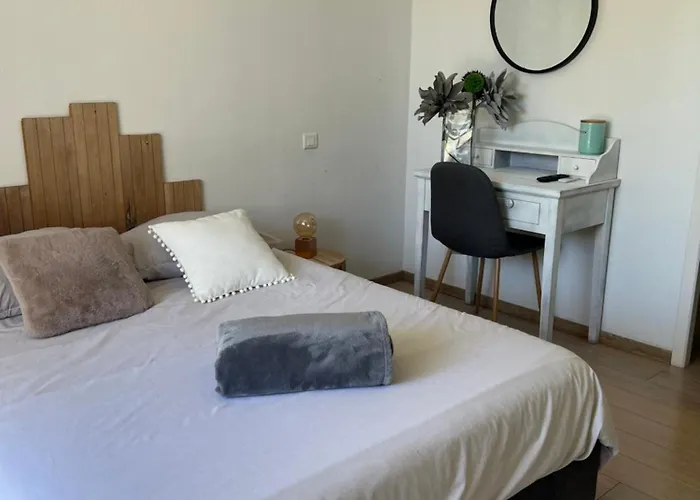 Quarto em Acomodações Particulares By Kastella Vertou